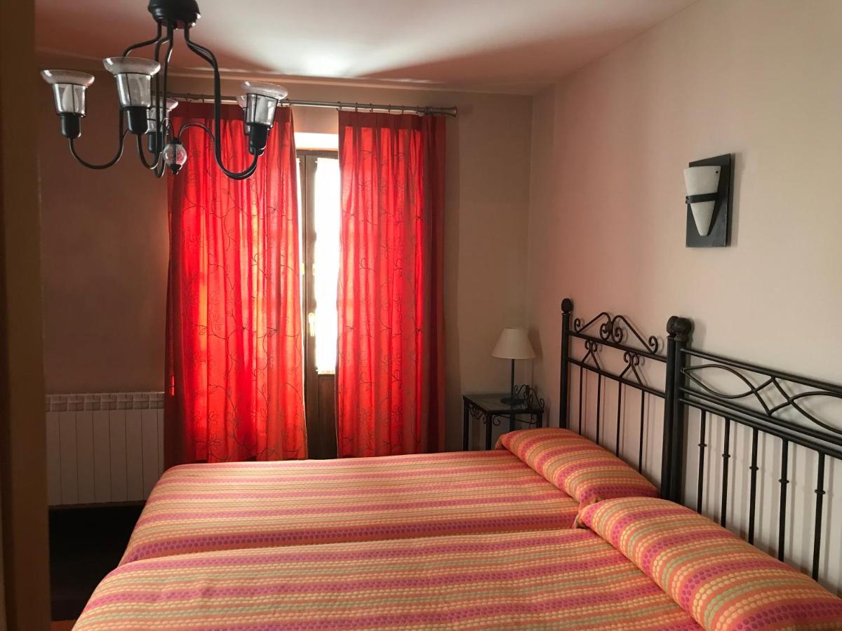 Apartamentos Ebro Reinosa Luaran gambar